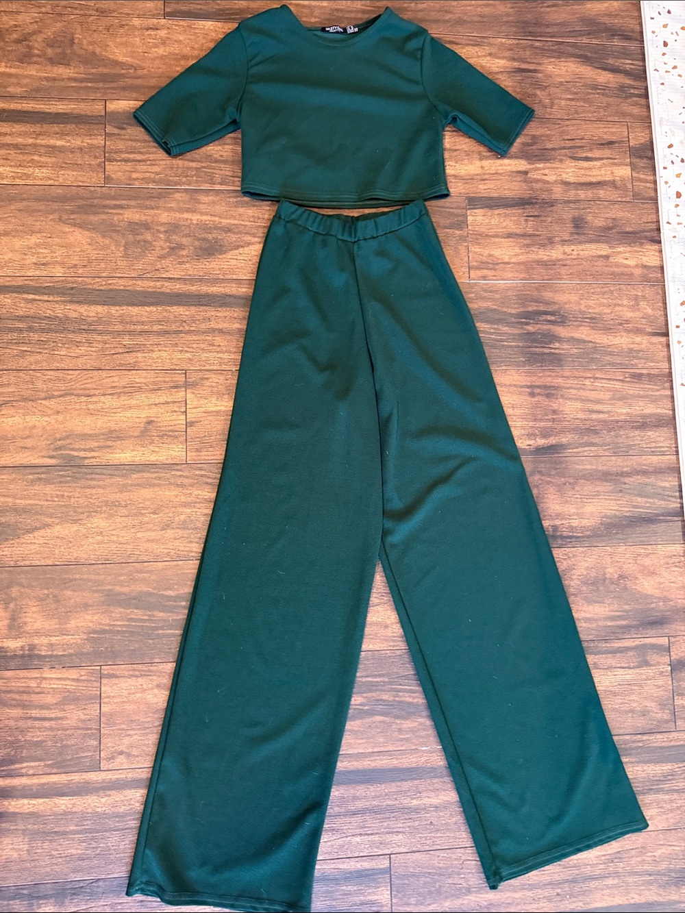 Dark Green Crop Top & Wide Leg Pants Set